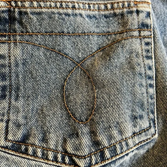 Calvin Klein Jeans Junior Size 7 Boyfriend - Picture 5 of 6